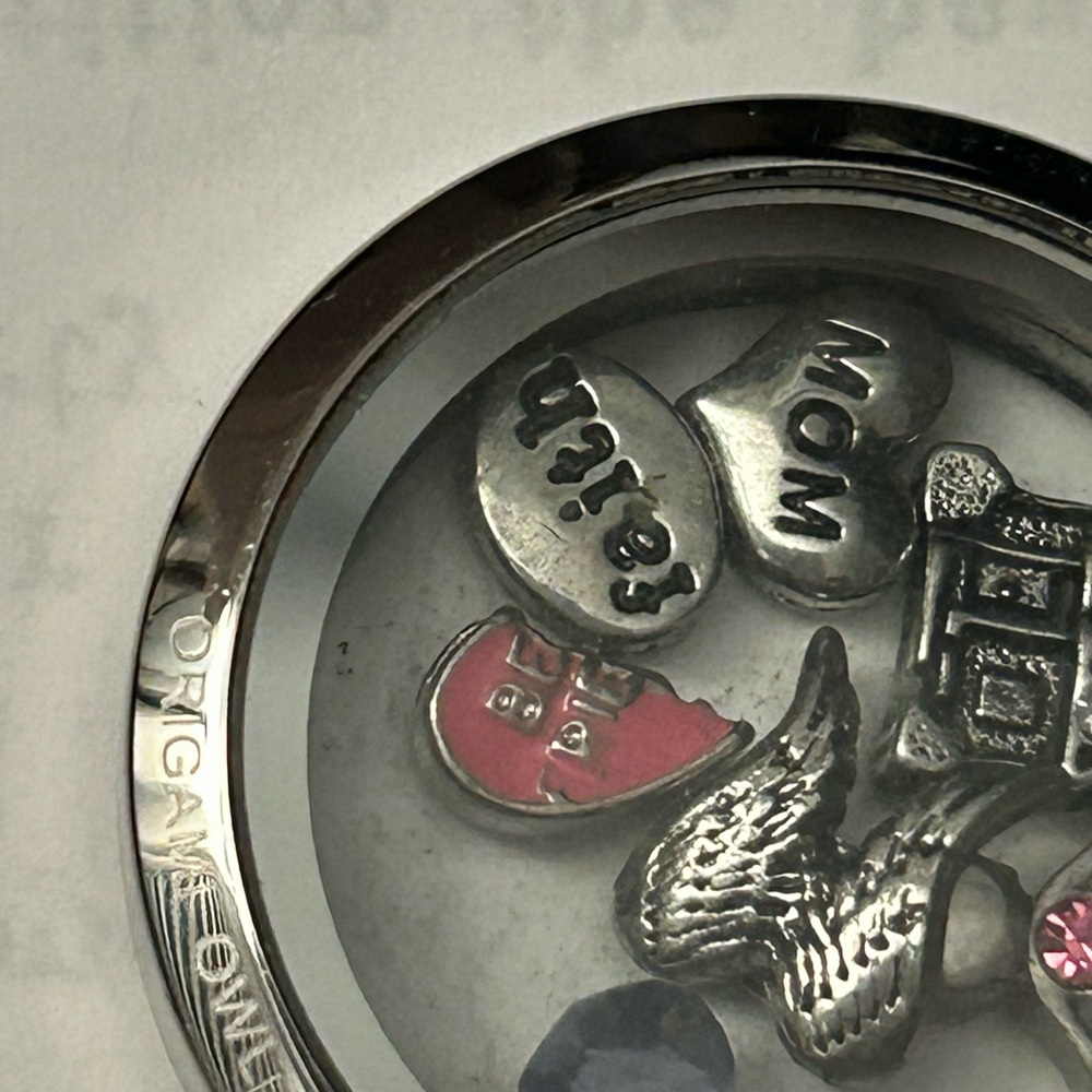 Origami Owl Silver Floating Locket Pendant with Charms - Picture 4 of 9